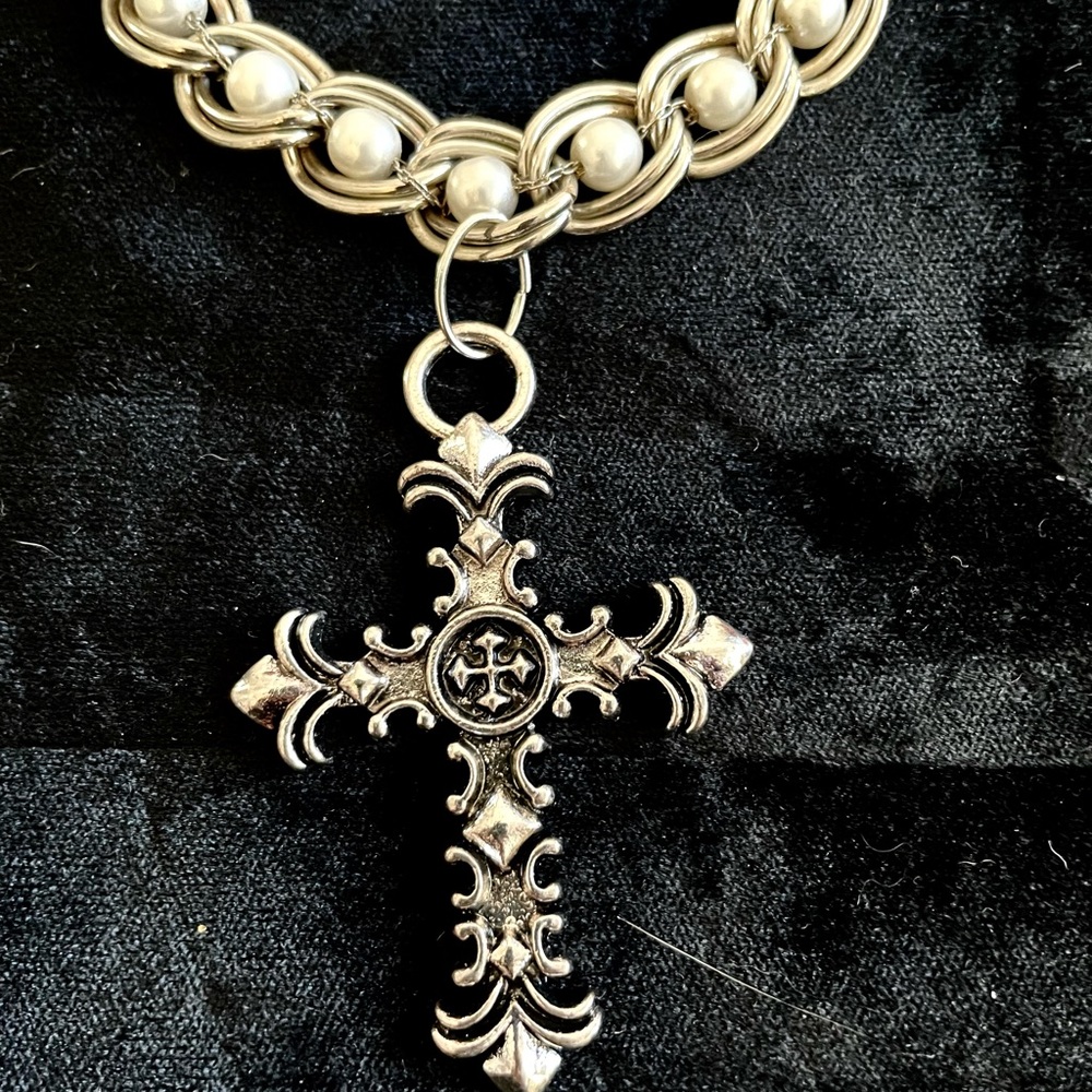 Upcycled Silvertone  and Pearl Cross Necklace - Picture 2 of 3